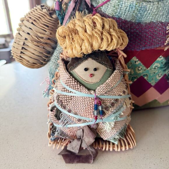 Patricia Bonds Gaetano Signed Dated 1992 Native American Mother Papoose Doll - Picture 6 of 11